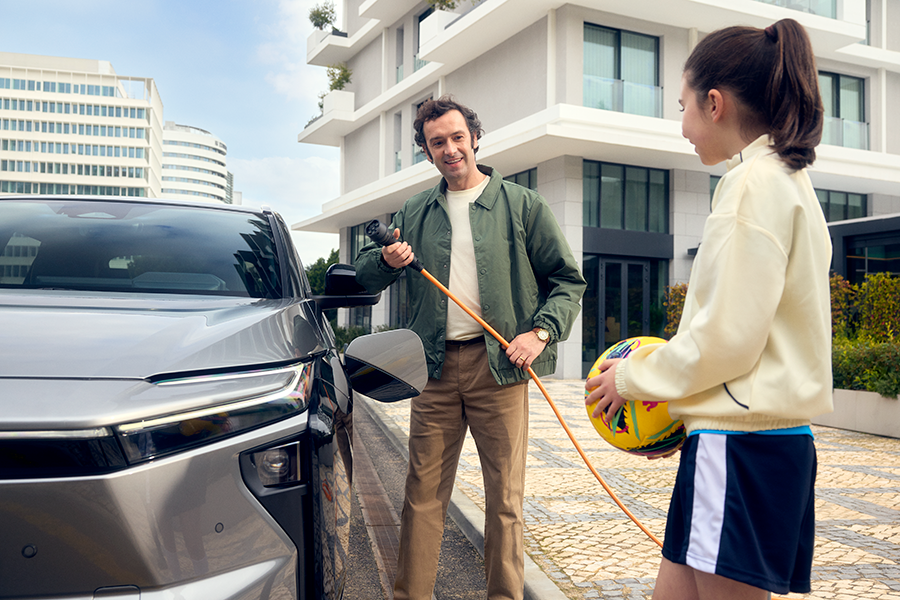 TOY_bZ4X_2025_TME_Shot_20_final